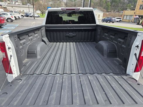 Used 2022 Chevrolet Silverado 1500 LT Trail Boss w/ Bed Protection Package AWD/4WD image 21