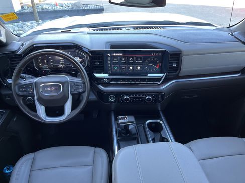 Used 2023 GMC Sierra 1500 SLT image 5