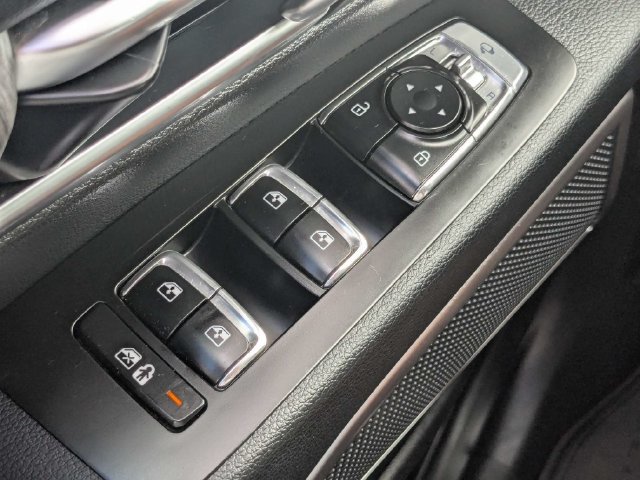 Used 2024 Kia Telluride EX w/ EX Captain's Chair Package AWD/4WD image 26