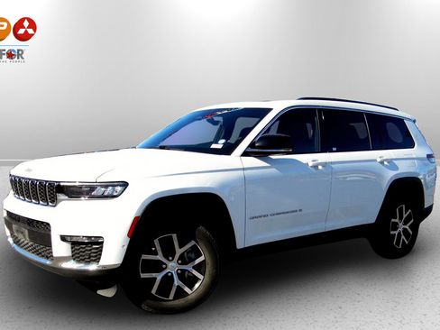 Used 2024 Jeep Grand Cherokee L Limited w/ Luxury Tech Group II image 1