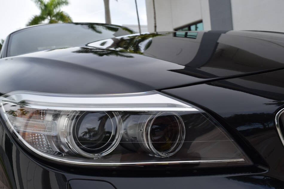 Used 2014 BMW Z4 sDrive35is RWD image 13