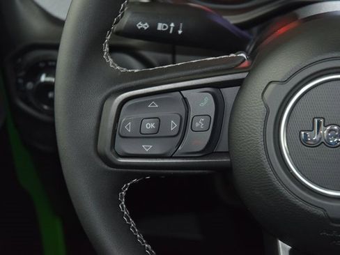 Used 2025 Jeep Wrangler Sport image 39