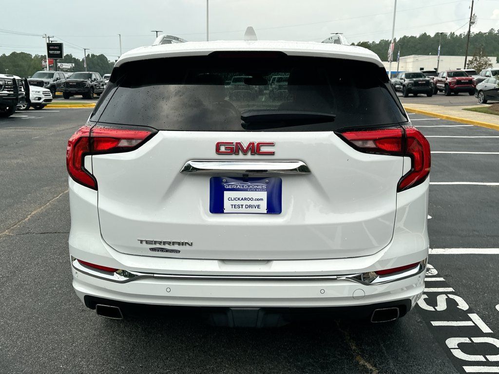 Used 2018 GMC Terrain Denali w/ Advanced Safety Package FWD image 15