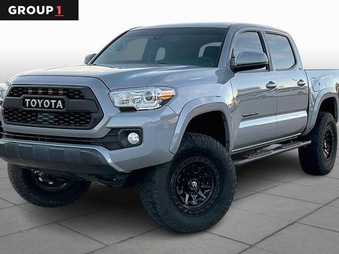 Used 2021 Toyota Tacoma SR5 image 1