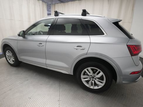 Used 2023 Audi Q5 2.0T Premium w/ Convenience Package AWD/4WD image 35