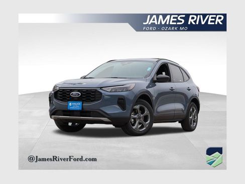 New 2026 Ford Escape ST-Line w/ Cold Weather Package AWD/4WD image 1