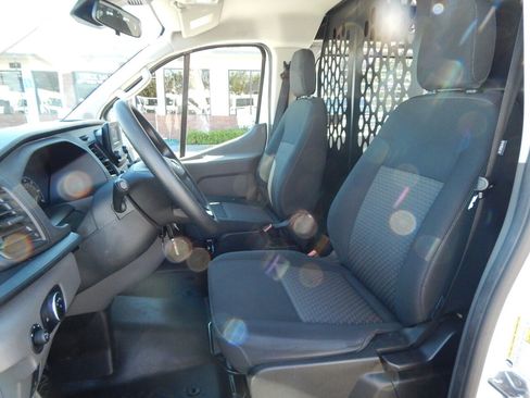 Used 2025 Ford Transit 250 Low Roof w/ Exterior Upgrade Package RWD image 17