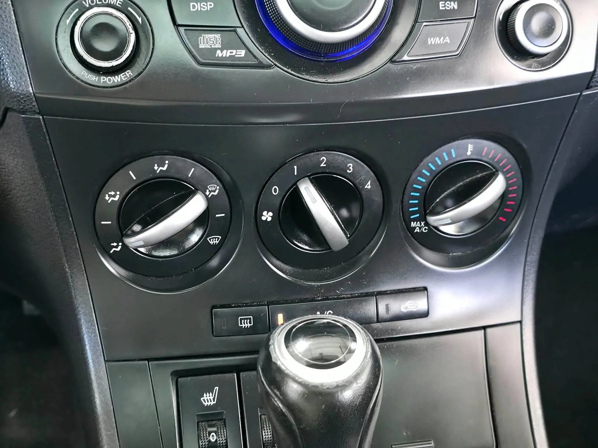 Used 2012 MAZDA MAZDA3 i Grand Touring w/ Tech Pkg FWD image 22