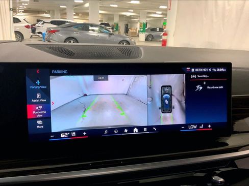 Certified 2025 BMW X7 M60i AWD/4WD image 26