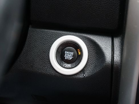 Used 2017 RAM 1500 Laramie w/ Convenience Group image 24