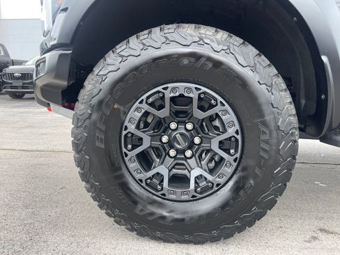 Used 2025 Ford F150 Raptor w/ Equipment Group 803A Raptor R AWD/4WD image 32