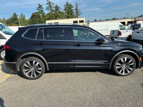 Used 2020 Volkswagen Tiguan SEL Premium R-Line w/ 3rd Row Seat Package AWD/4WD image 8