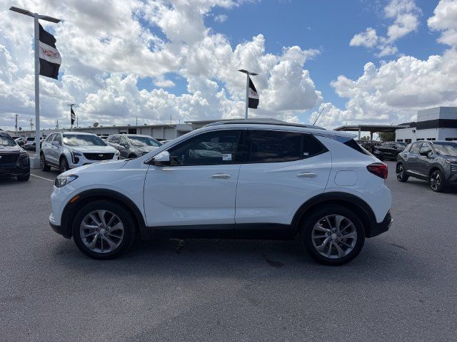 Used 2023 Buick Encore GX Essence w/ Experience Buick Package FWD image 8