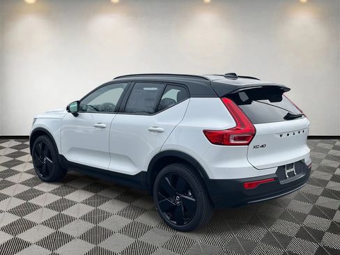 New 2026 Volvo XC40 B5 Ultra w/ Climate Package image 5
