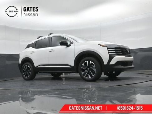 New 2026 Nissan Kicks SV w/ Cold Weather Package AWD/4WD image 34