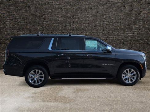 New 2026 Chevrolet Suburban Premier AWD/4WD image 3