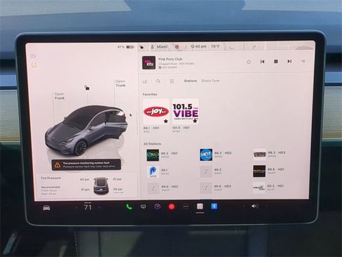 Used 2022 Tesla Model Y Long Range image 20