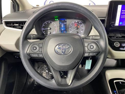 Used 2024 Toyota Corolla LE FWD image 18