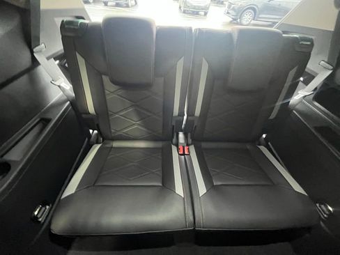 New 2026 Volkswagen Atlas Peak Edition image 26