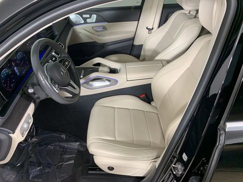 Used 2020 Mercedes-Benz GLE 350 4MATIC w/ Premium Package image 20