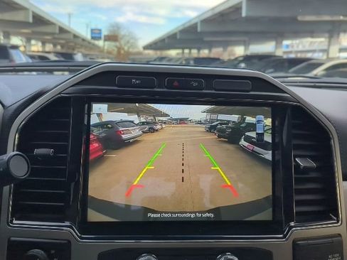 Used 2022 Ford F350 Lariat w/ Chrome Package image 8