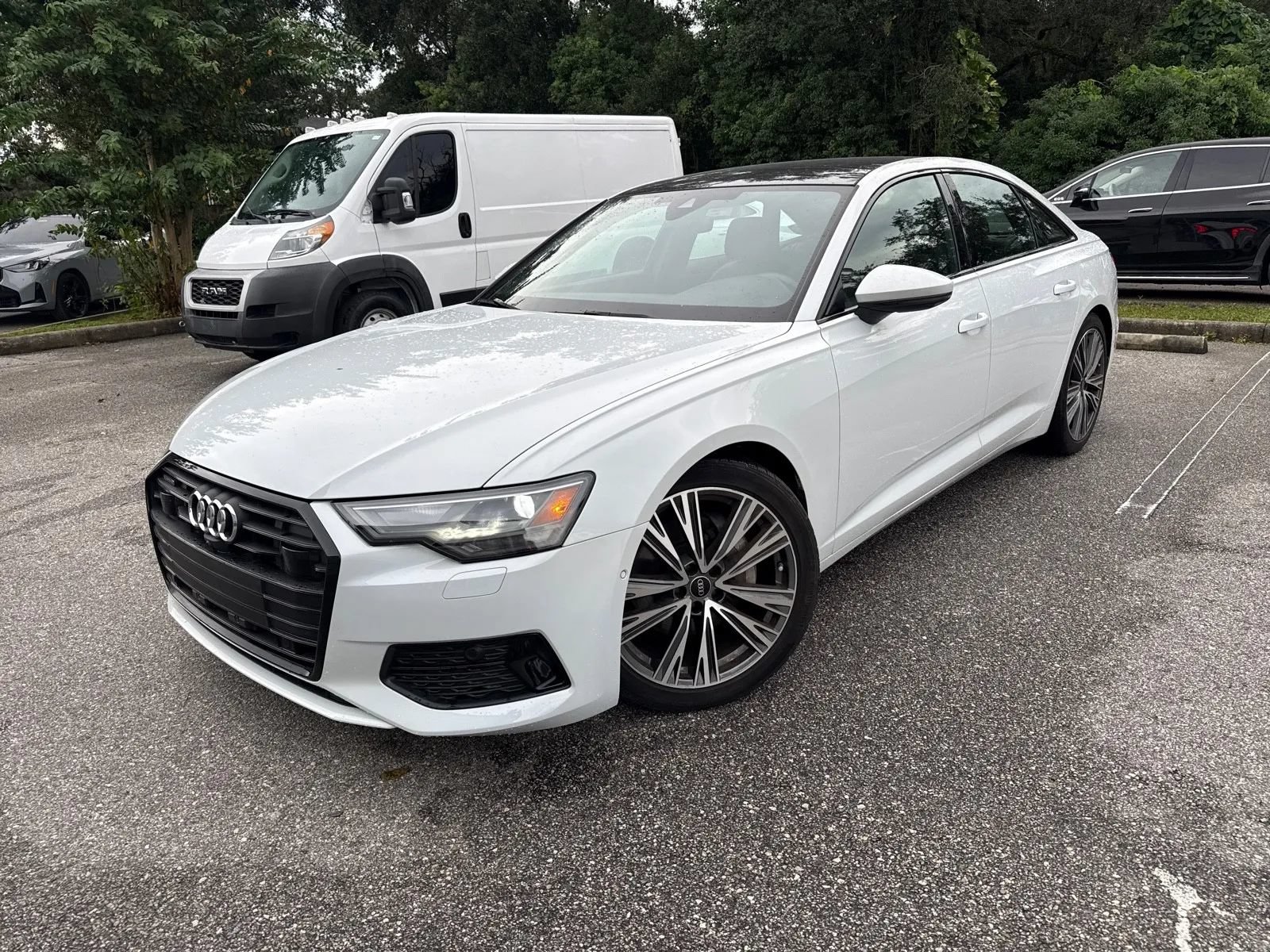 Used 2023 Audi A6 Premium Plus w/ Premium Plus Package AWD/4WD image 2