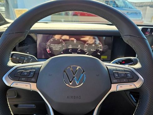 New 2026 Volkswagen Tiguan SE R-Line image 23