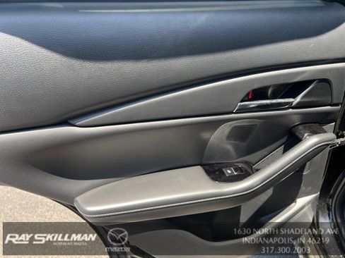 Certified 2024 MAZDA CX-30 AWD 2.5 S w/ Preferred Package image 33