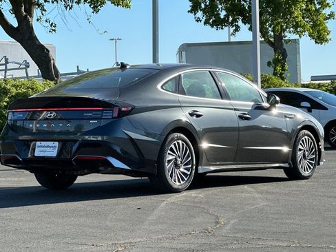 New 2026 Hyundai Sonata SEL FWD image 4