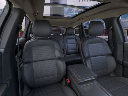 New 2026 Lincoln Nautilus Reserve AWD/4WD image 10