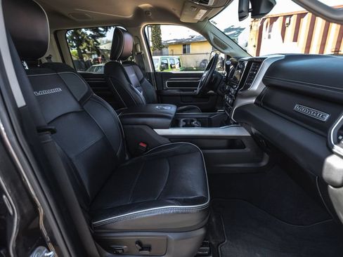 Used 2020 RAM 3500 Laramie AWD/4WD image 32