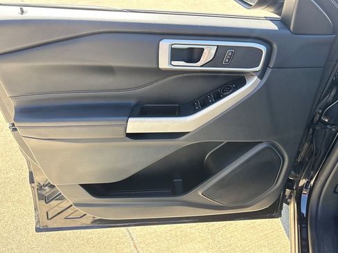 Certified 2023 Ford Explorer XLT w/ Equipment Group 202A image 41