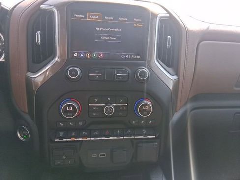 Used 2020 Chevrolet Silverado 2500 High Country w/ Z71 Off-Road Package image 28