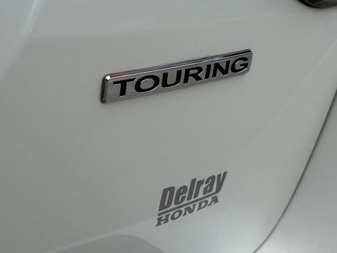 Used 2015 Honda Odyssey Touring image 19