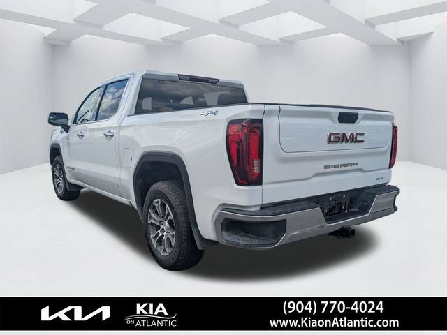 Used 2025 GMC Sierra 1500 SLT AWD/4WD image 5