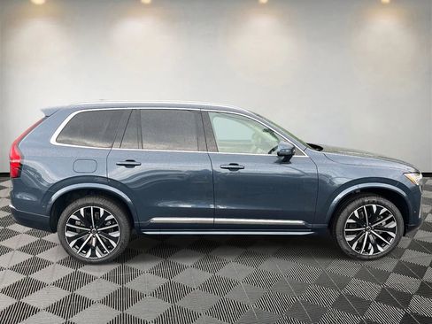 New 2026 Volvo XC90 T8 Ultra AWD/4WD image 2