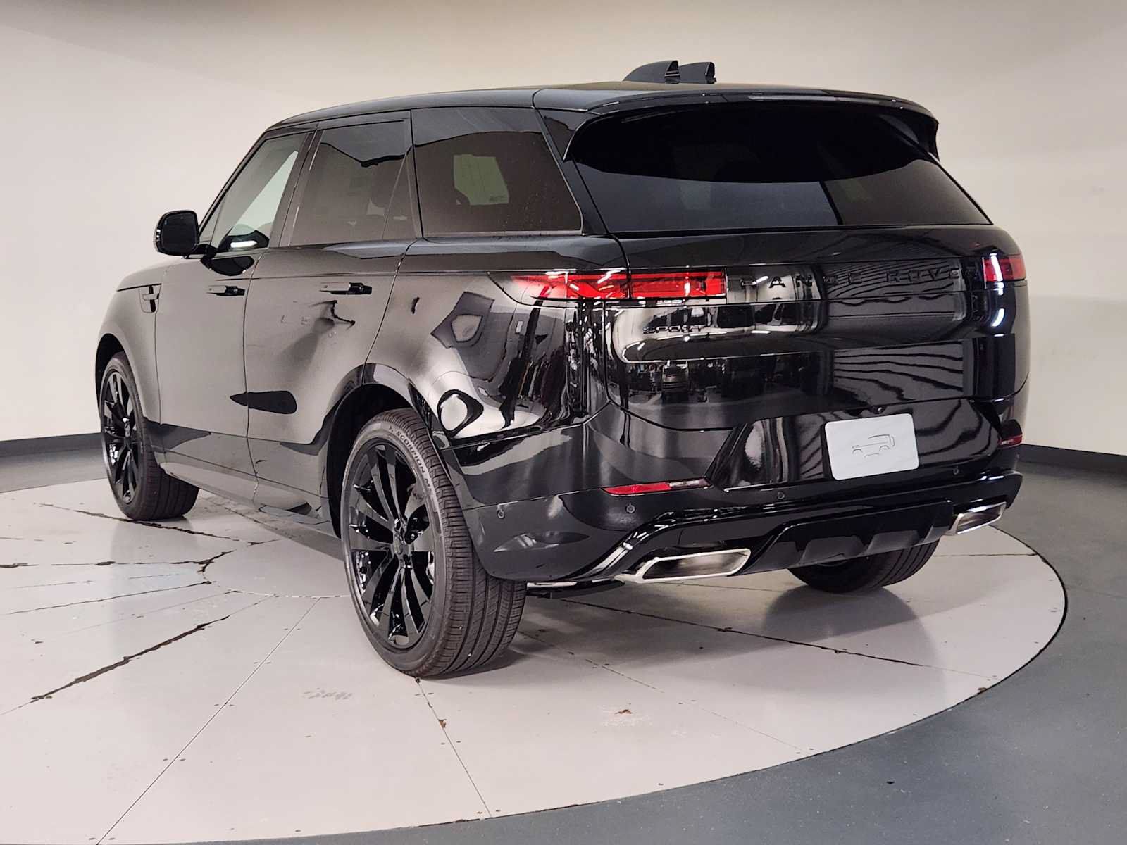 New 2027 Land Rover Range Rover Sport Dynamic SE AWD/4WD image 6
