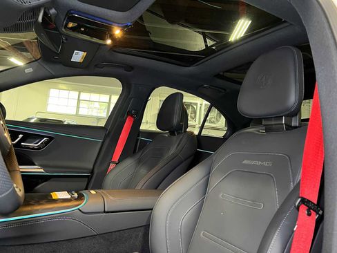 New 2026 Mercedes-Benz E 53 AMG e 4MATIC Sedan image 26