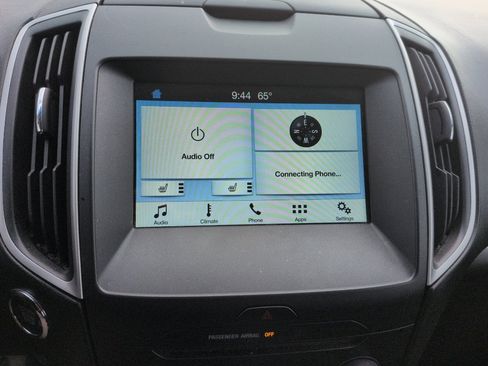 Used 2017 Ford Edge SEL w/ Equipment Group 201A image 8