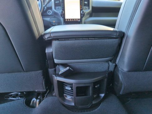 New 2026 RAM 2500 Tradesman AWD/4WD image 27