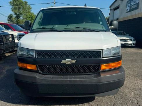 Used 2019 Chevrolet Express 2500 w/ Driver Convenience Package RWD image 8