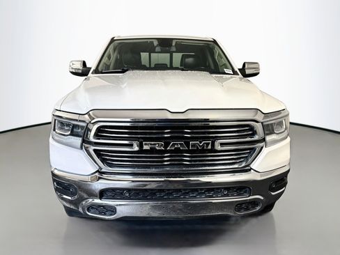 Used 2019 RAM 1500 Laramie AWD/4WD image 2