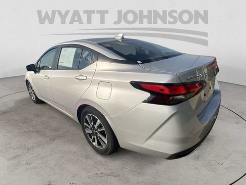 Used 2025 Nissan Versa SV FWD image 6