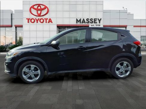 Used 2020 Honda HR-V LX image 6