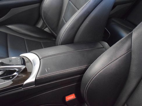 Used 2015 Mercedes-Benz C 300 C 300 4dr Sedan image 31