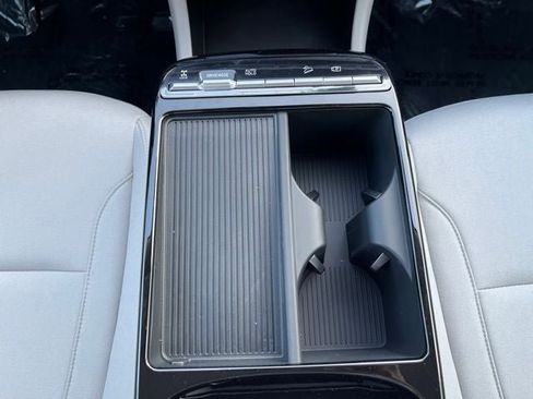 New 2026 Hyundai Tucson Blue SE image 24