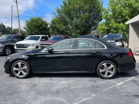 Used 2019 Mercedes-Benz E 300 image 9