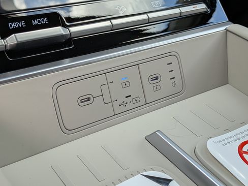 New 2026 Hyundai Santa Fe SEL FWD image 30