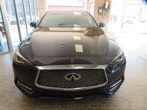 Used 2018 INFINITI Q60 3.0t Luxe image 56