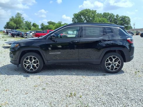 New 2026 Jeep Compass Limited AWD/4WD image 8